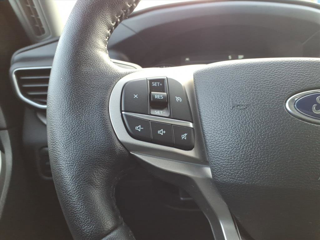 Certified 2023 Ford Explorer XLT w/ Equipment Group 202A image 18