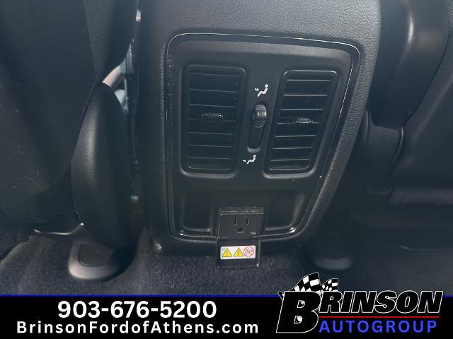 Used 2019 Jeep Grand Cherokee Altitude RWD image 13