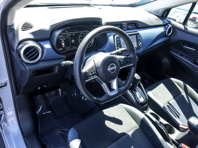Used 2025 Nissan Versa SV FWD image 14