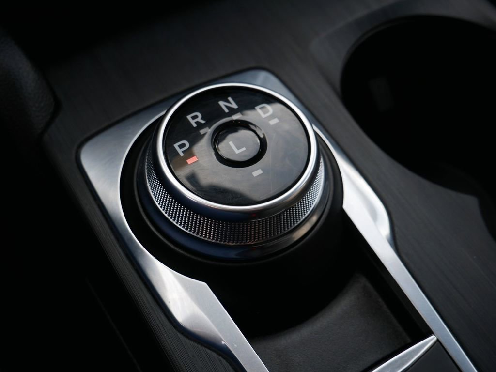 Certified 2025 Ford Escape ST-Line AWD/4WD image 19