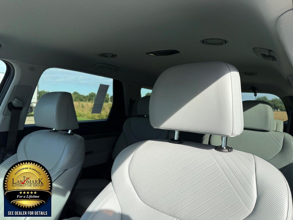 Used 2025 Hyundai Palisade SEL FWD image 9