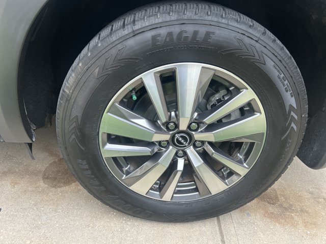 Used 2022 Nissan Pathfinder SL FWD image 10