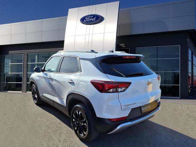 Used 2023 Chevrolet TrailBlazer LT w/ Convenience Package image 2