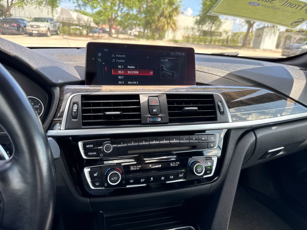 Used 2018 BMW 430i Convertible image 20