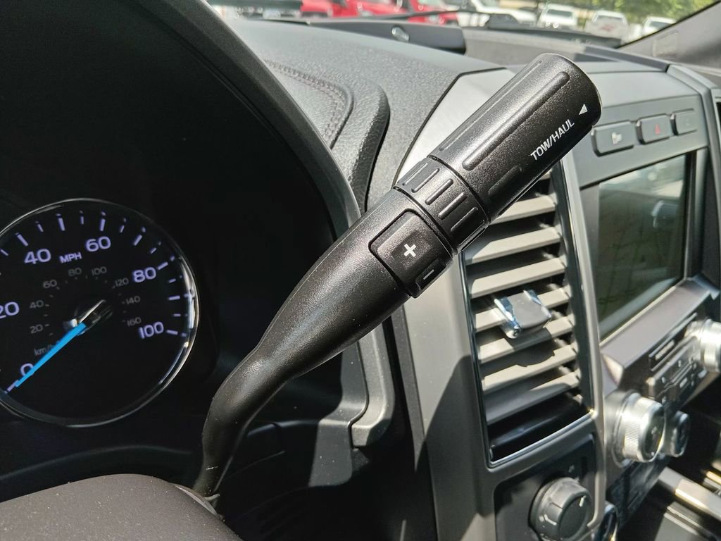 Certified 2019 Ford F250 Platinum AWD/4WD image 24