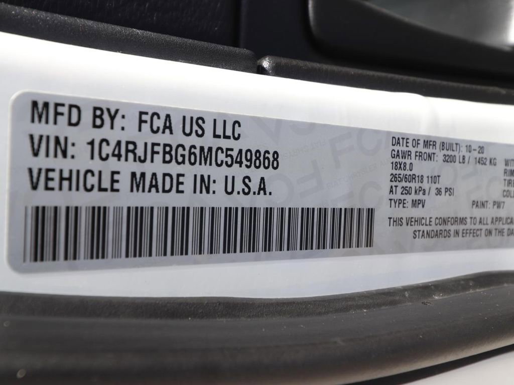 Used 2021 Jeep Grand Cherokee Limited image 27