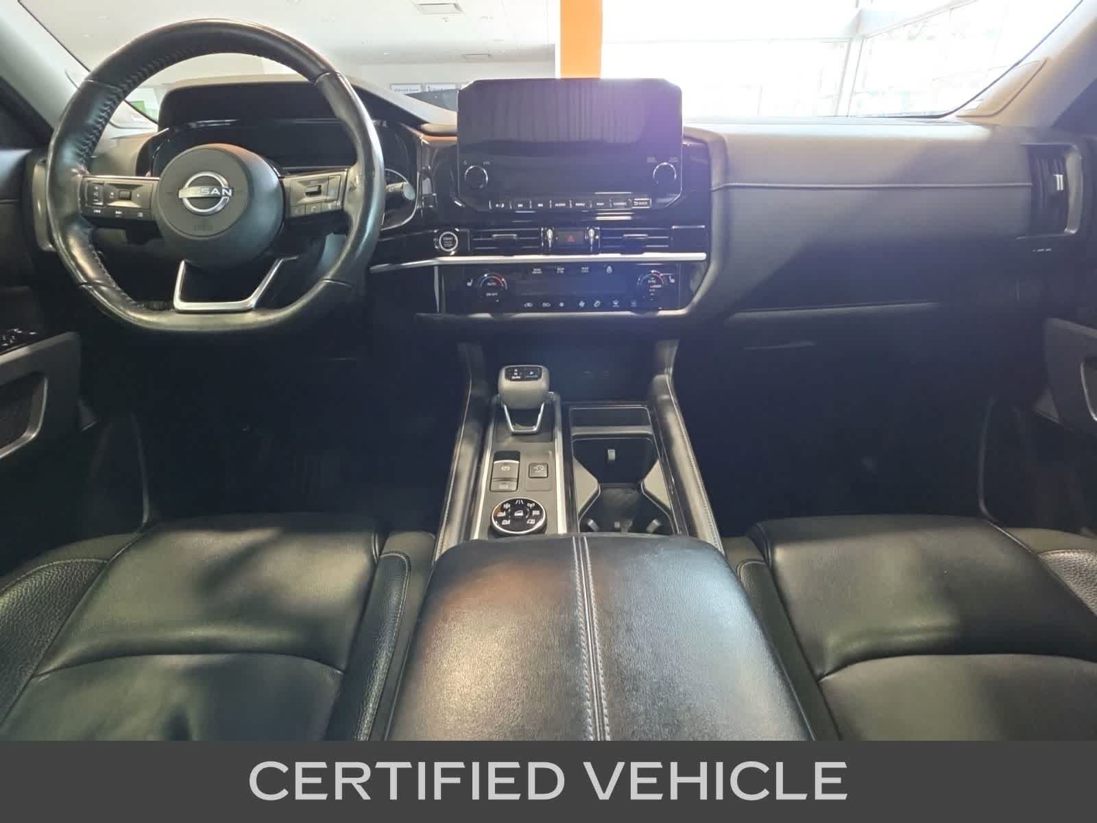 Used 2022 Nissan Pathfinder SL AWD/4WD image 31