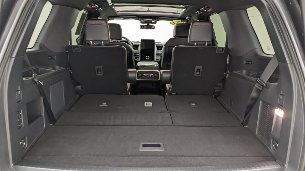 Certified 2024 Ford Expedition Limited AWD/4WD image 10
