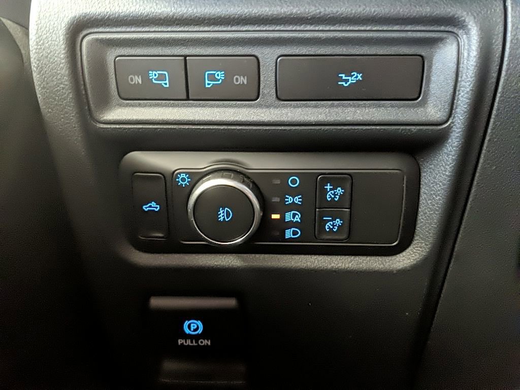 Certified 2022 Ford F150 XLT w/ Equipment Group 302A High image 22