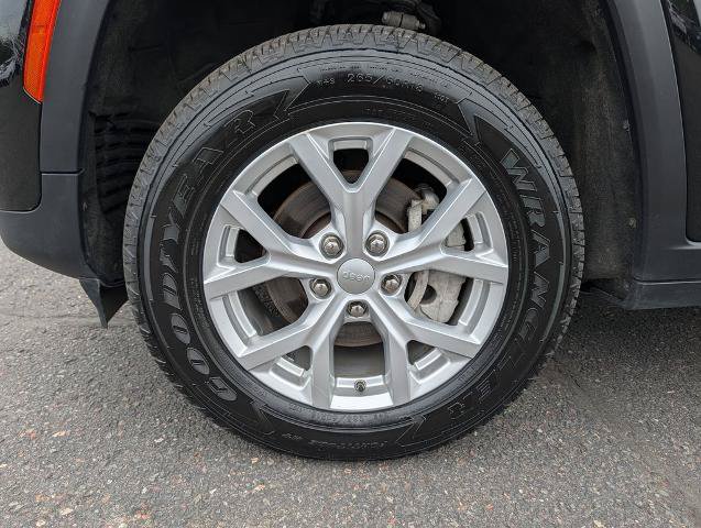 Used 2023 Jeep Grand Cherokee Limited AWD/4WD image 10