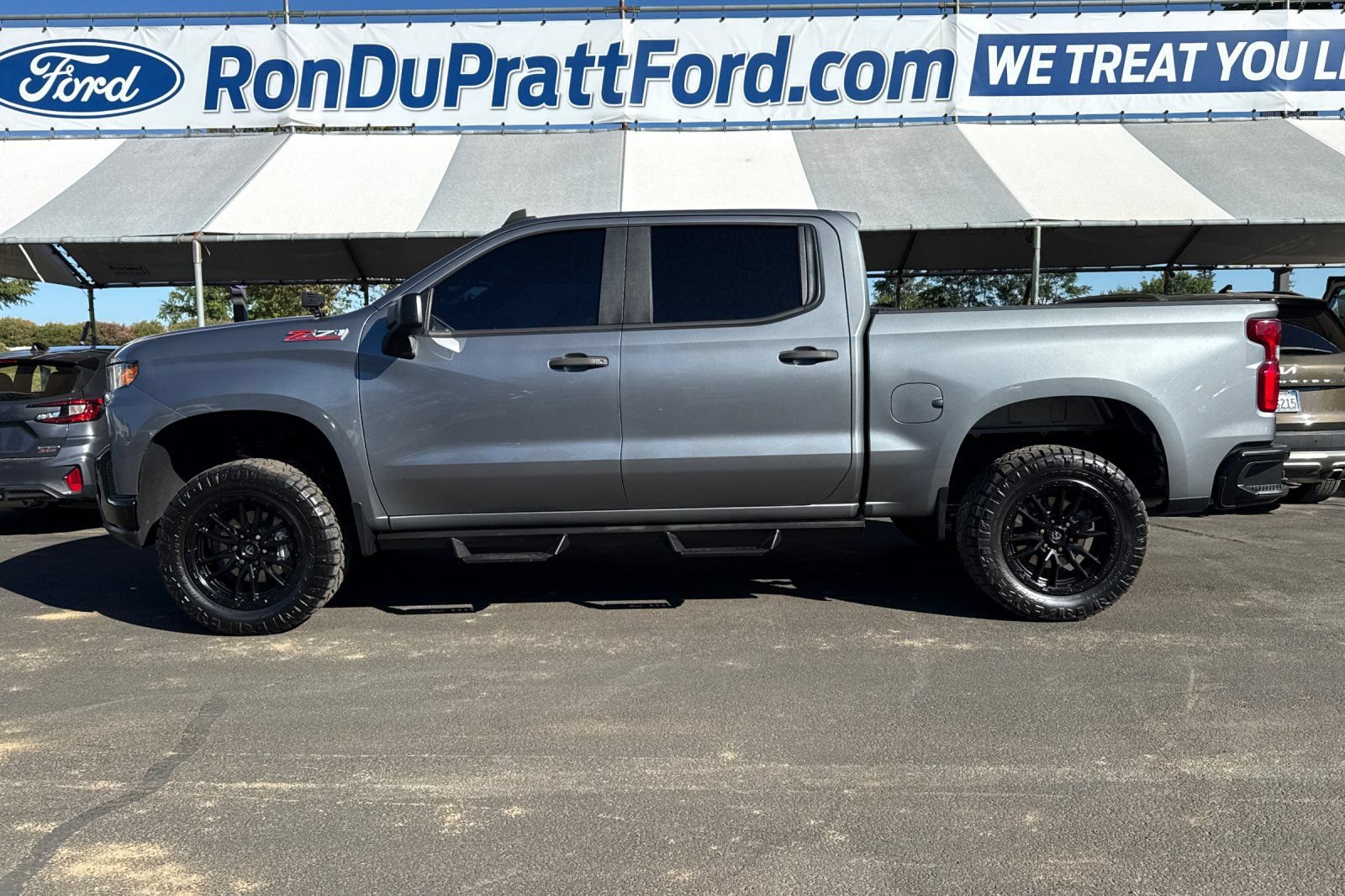 Used 2020 Chevrolet Silverado 1500 Custom Trail Boss w/ Infotainment Package AWD/4WD image 7