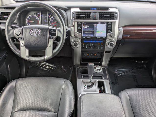 Used 2022 Toyota 4Runner Limited AWD/4WD image 15