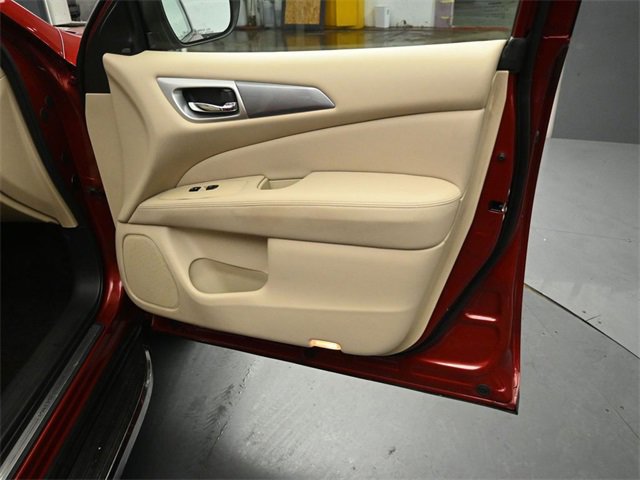 Used 2018 Nissan Pathfinder SL w/ SL Premium Package image 50