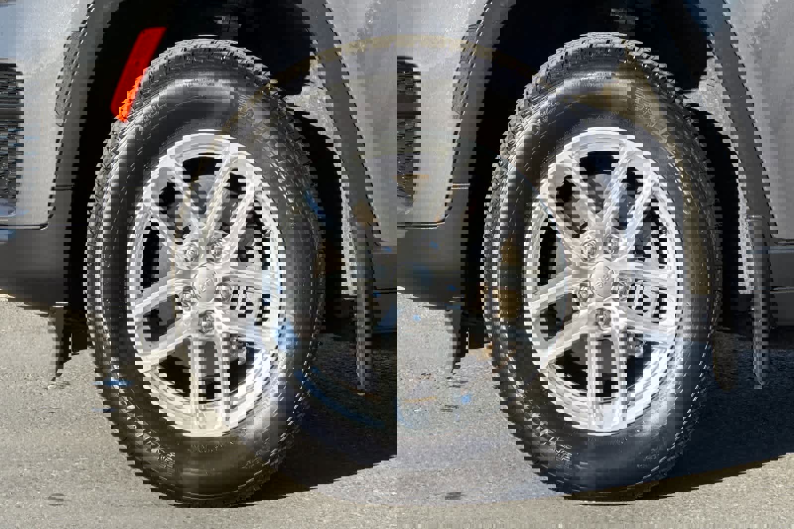 Used 2025 Jeep Grand Cherokee Laredo X w/ Luxury Tech Group I image 26