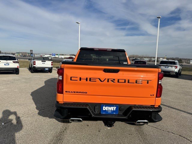 Used 2022 Chevrolet Silverado 1500 LT Trail Boss w/ Safety Package image 4