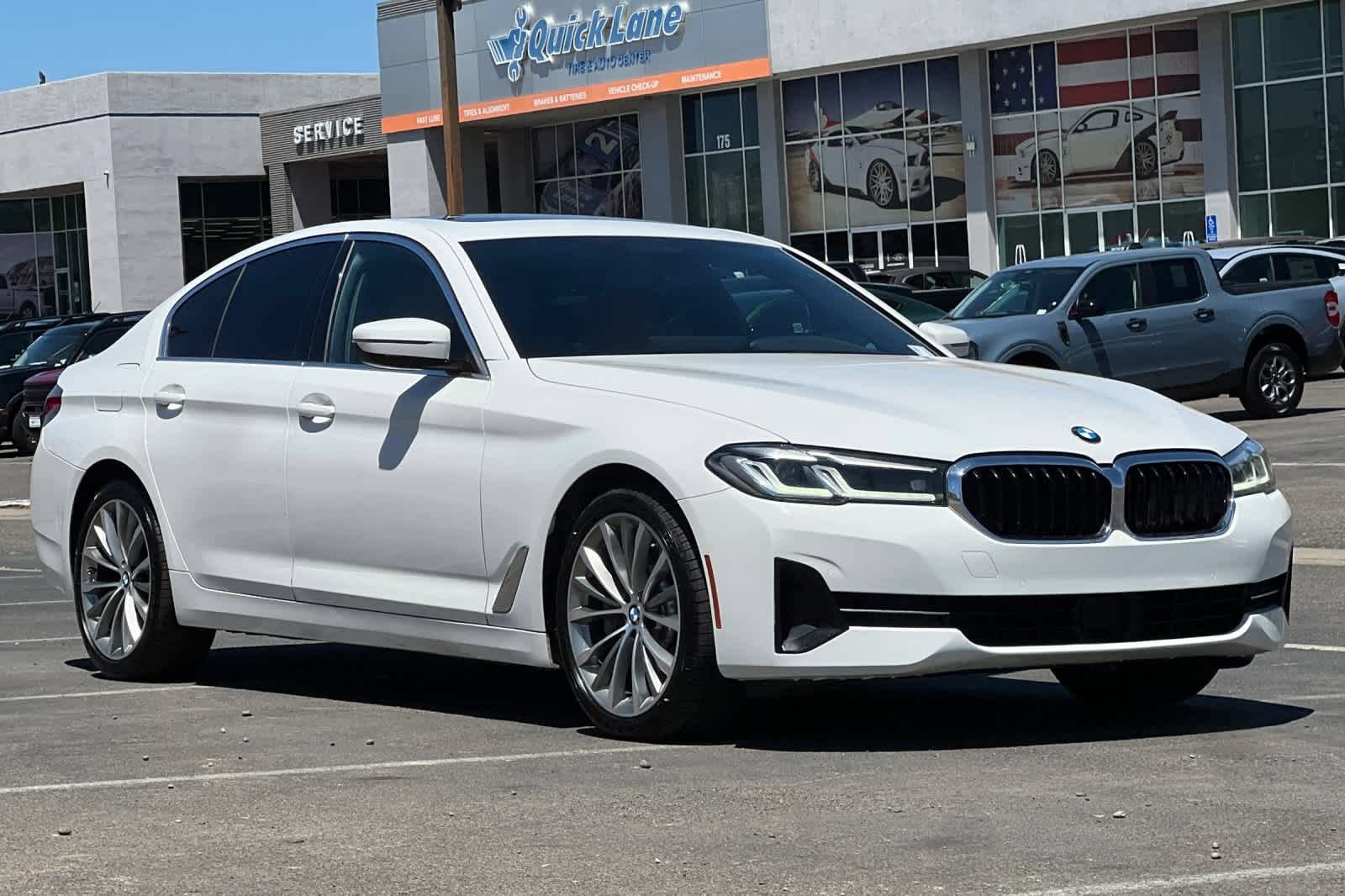 Used 2023 BMW 530i xDrive AWD/4WD image 10