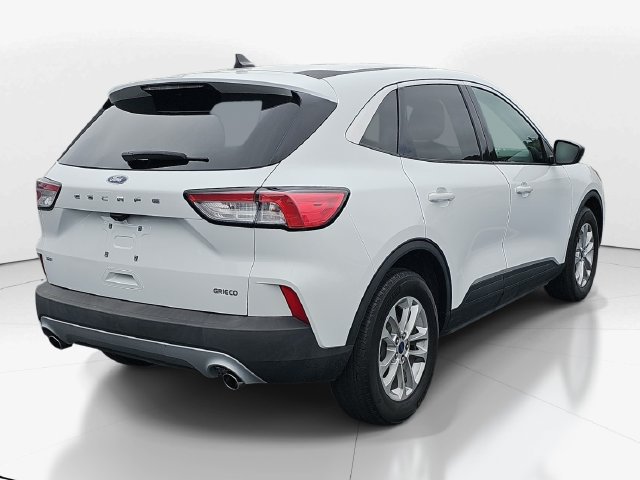 Certified 2022 Ford Escape SE w/ Convenience Package FWD image 4