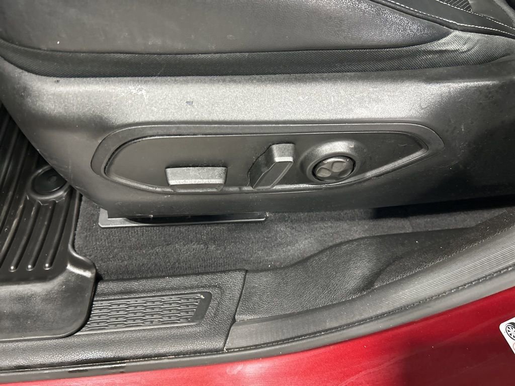 Used 2022 Jeep Grand Cherokee L Limited w/ Luxury Tech Group II image 11