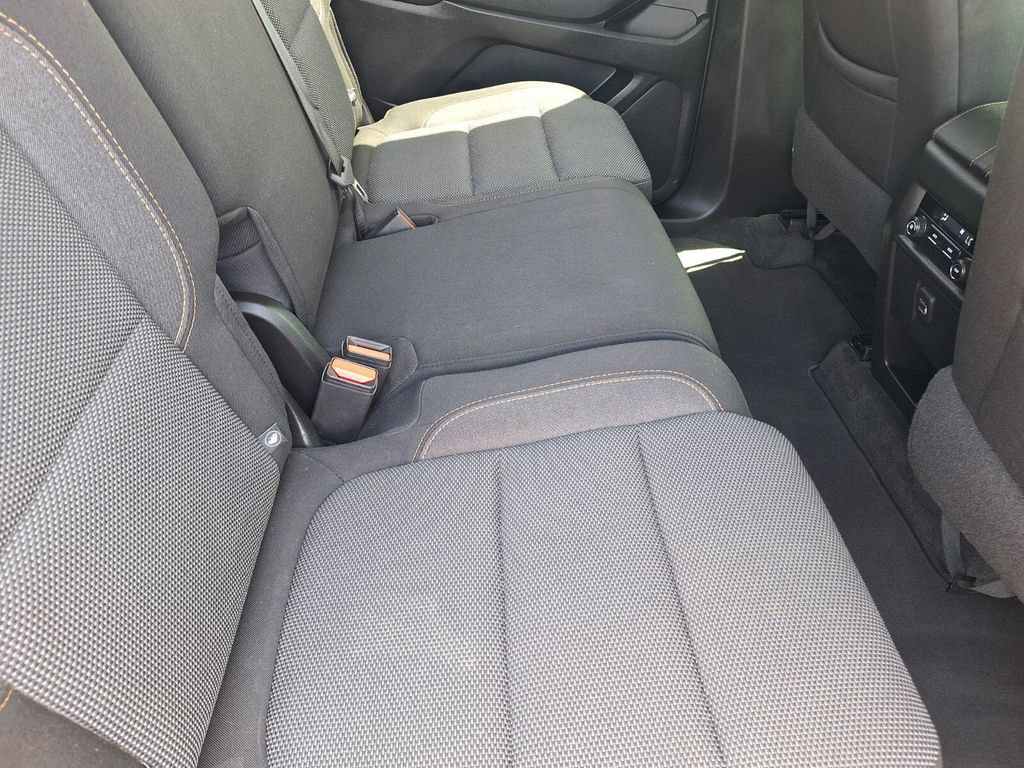 Used 2020 Chevrolet Traverse LS FWD image 21