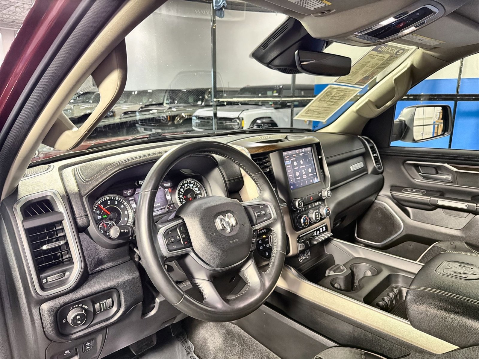 Used 2022 RAM 1500 Laramie AWD/4WD image 20