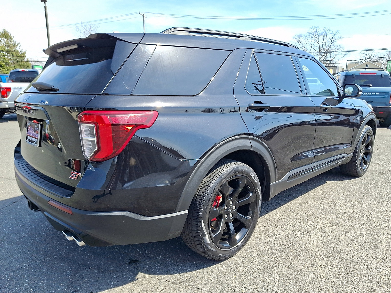 Certified 2023 Ford Explorer ST w/ Equipment Group 401A AWD/4WD image 11
