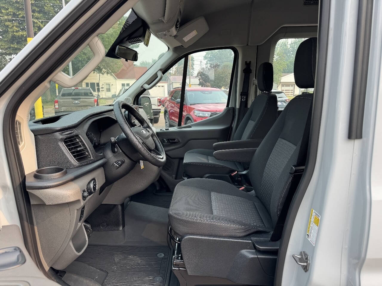 Certified 2023 Ford Transit 350 XL AWD/4WD image 12