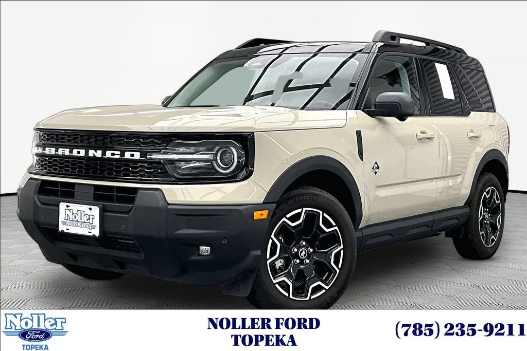 Certified 2025 Ford Bronco Sport Outer Banks w/ Outer Banks Tech Package+ AWD/4WD image 1