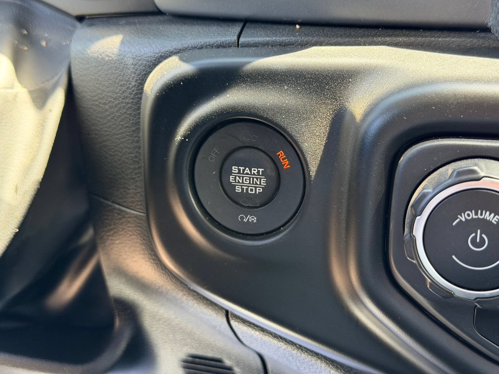 Used 2022 Jeep Wrangler Unlimited Sport AWD/4WD image 26