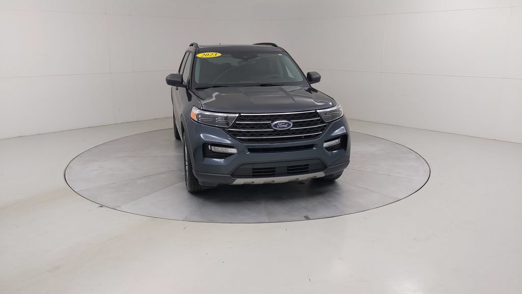 Certified 2023 Ford Explorer XLT w/ Equipment Group 202A AWD/4WD image 11