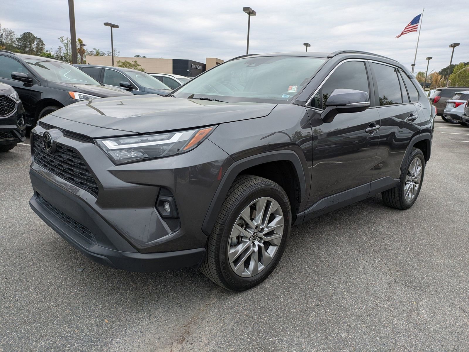 Used 2024 Toyota RAV4 XLE Premium w/ Weather Package image 4