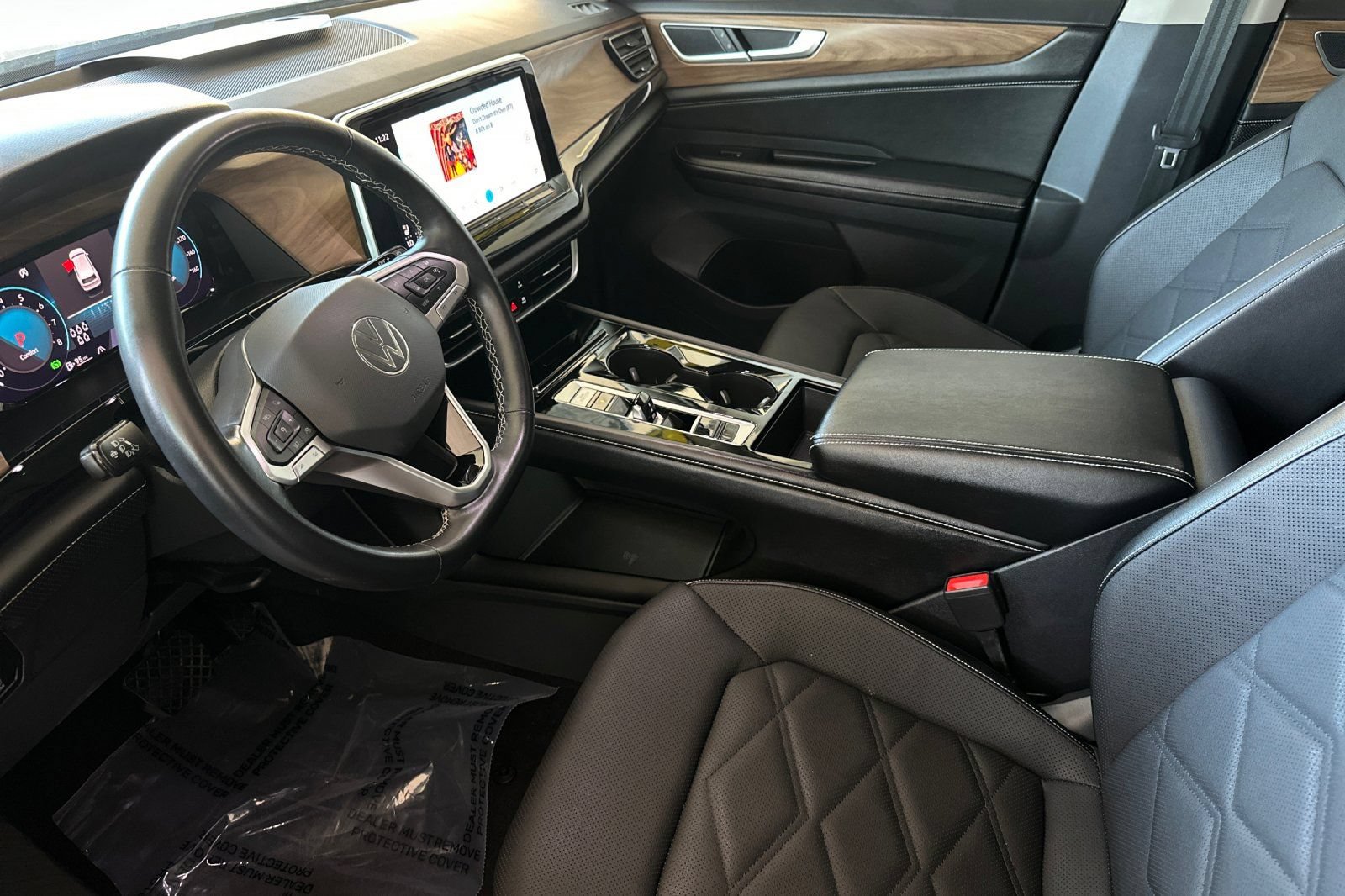 Used 2024 Volkswagen Atlas SE FWD image 9