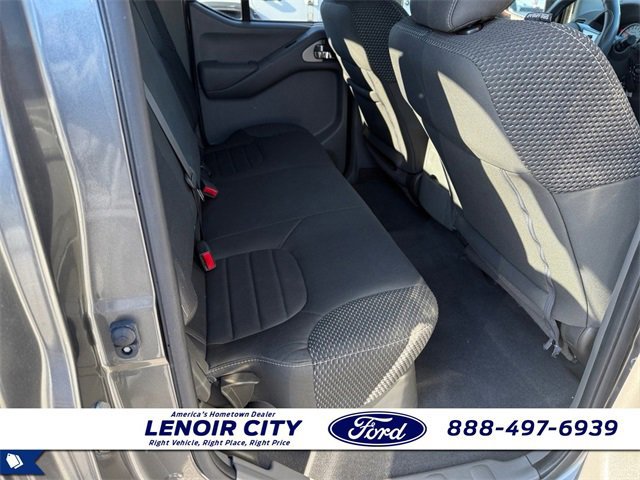 Used 2019 Nissan Frontier Desert Runner image 12