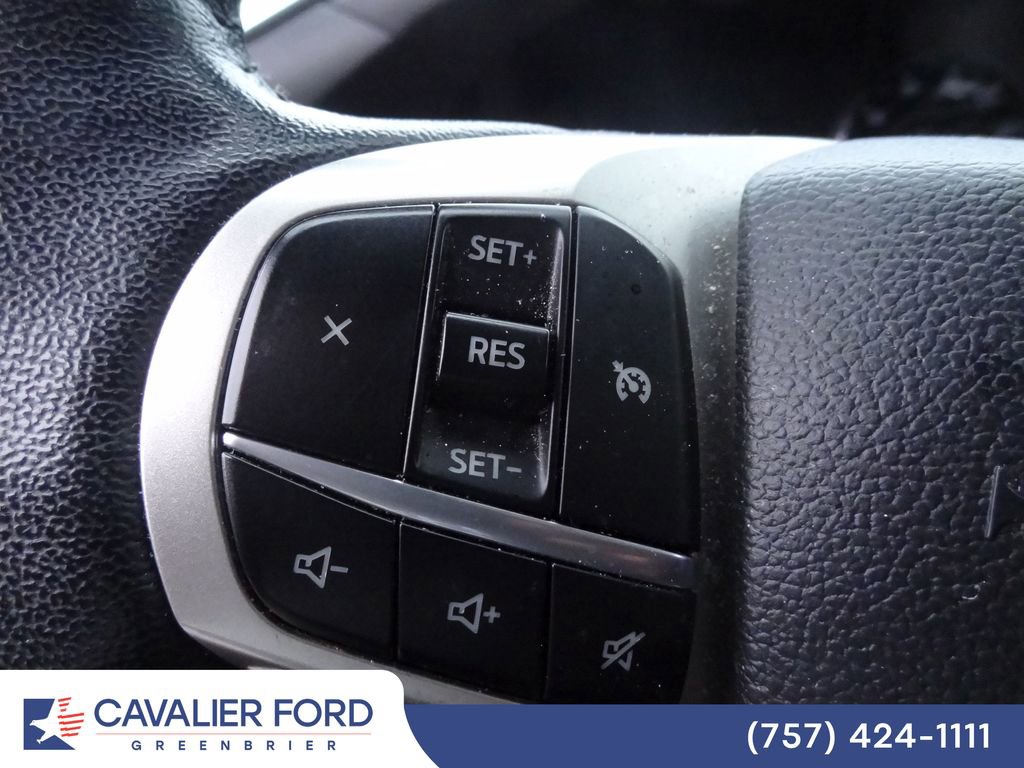 Certified 2023 Ford Explorer XLT w/ Class IV Trailer Tow Package AWD/4WD image 14