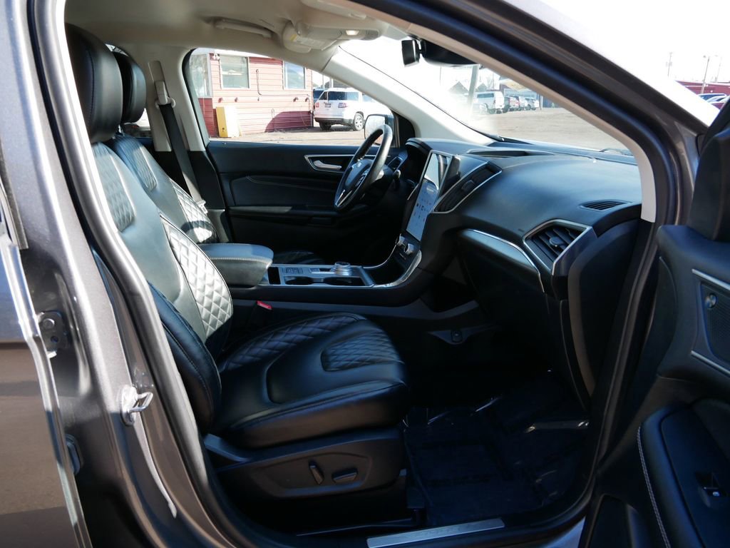 Certified 2024 Ford Edge Titanium image 8