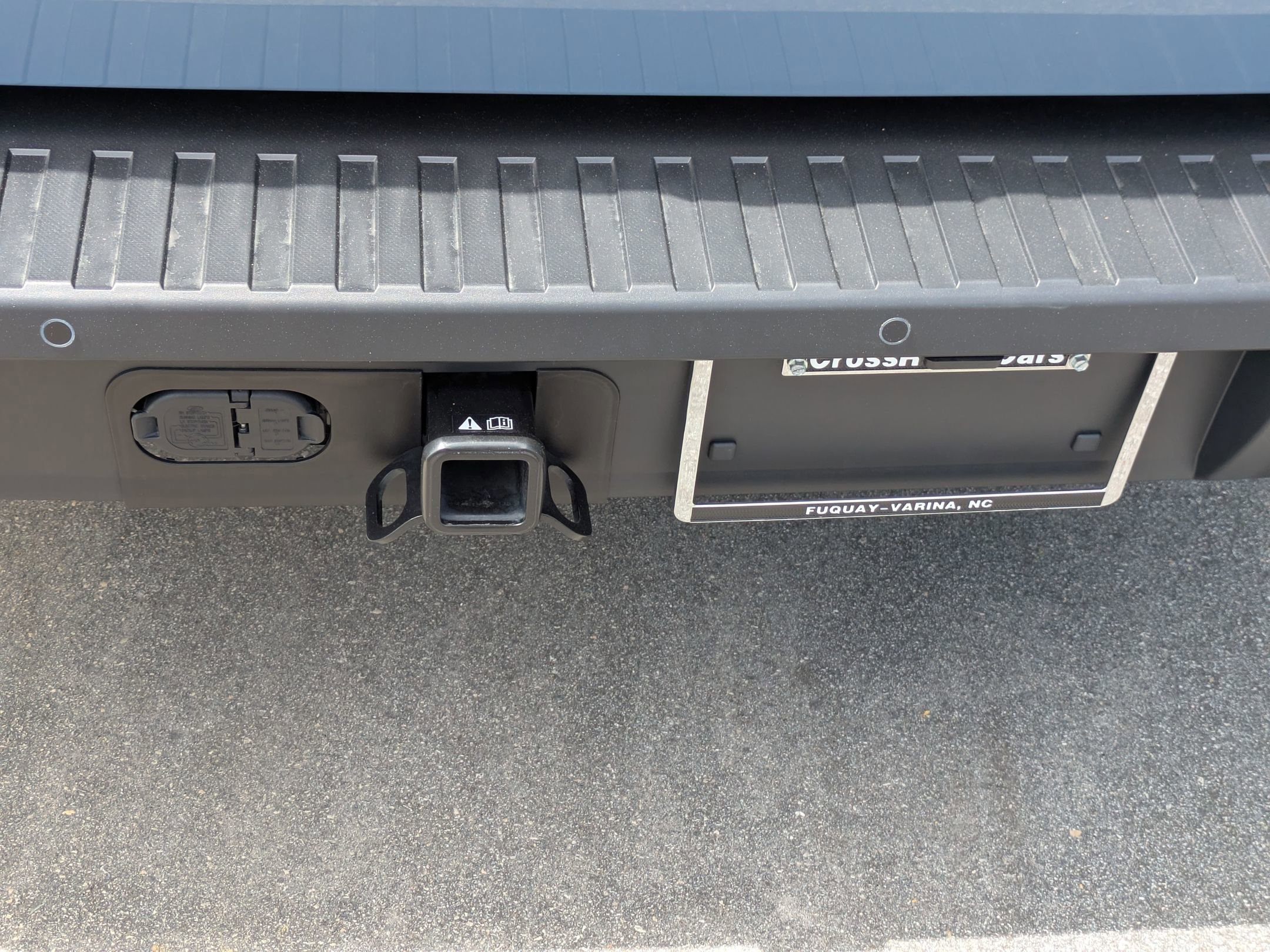 Certified 2025 Ford Maverick Lariat w/ 4K Tow Package image 33