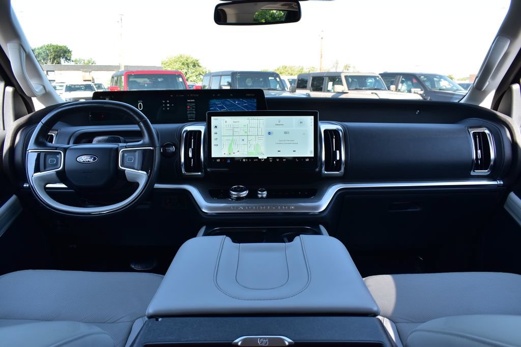 Certified 2025 Ford Expedition Max Platinum AWD/4WD image 15