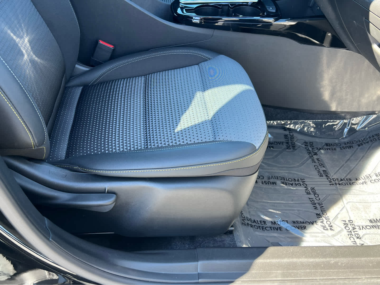 Used 2024 Chevrolet Trax LT w/ Driver Confidence Package image 19