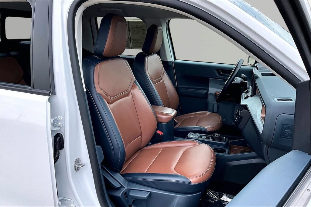 Certified 2022 Ford Maverick Lariat w/ Lariat Luxury Package FWD image 7