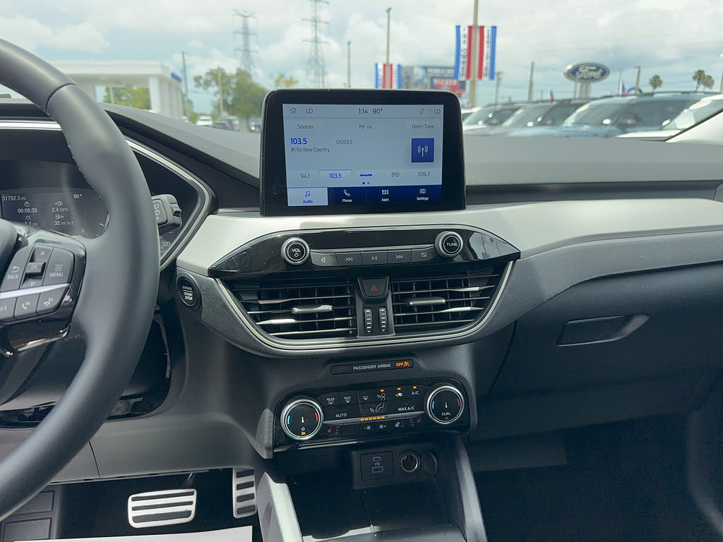 Certified 2022 Ford Escape SEL AWD/4WD image 23