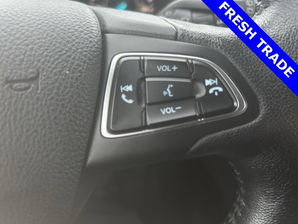 Certified 2019 Ford Escape Titanium image 10
