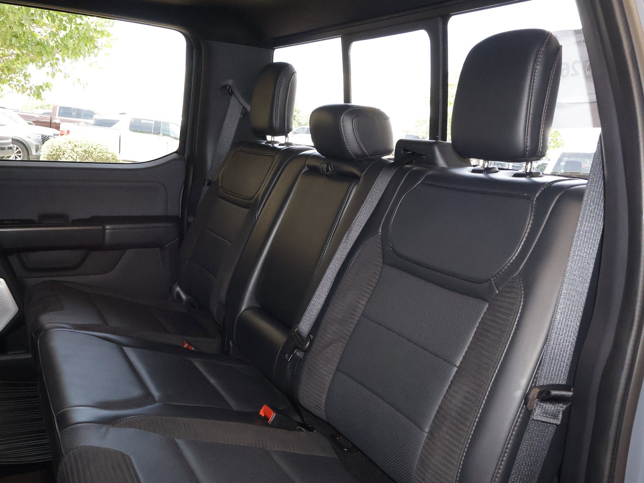 Certified 2023 Ford F150 Raptor w/ Raptor Carbon Fiber Package AWD/4WD image 39
