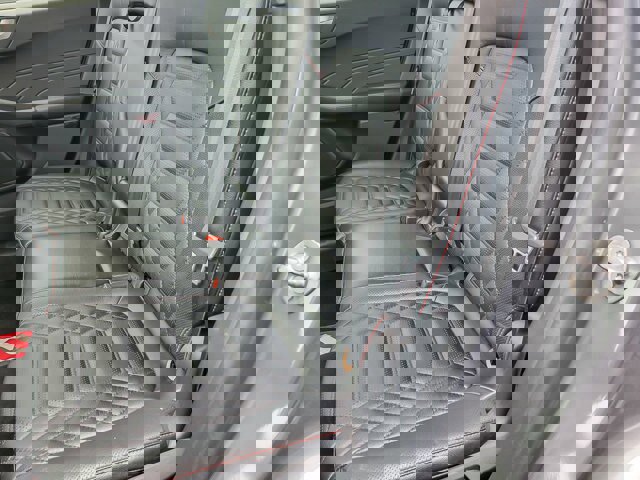 Certified 2024 Ford Escape ST-Line Elite w/ Premium Technology Package AWD/4WD image 15