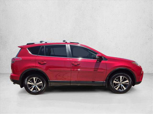Used 2017 Toyota RAV4 XLE FWD image 4
