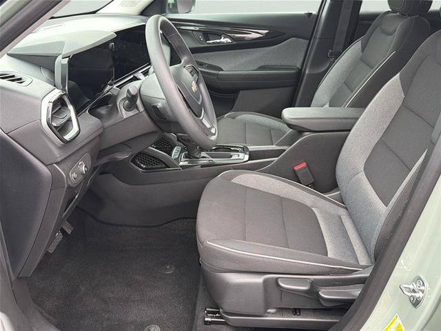 Used 2026 Chevrolet TrailBlazer LT AWD/4WD image 10
