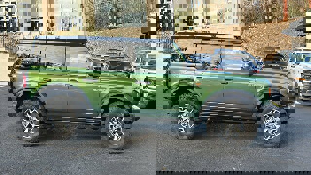 Certified 2025 Ford Bronco Badlands image 6