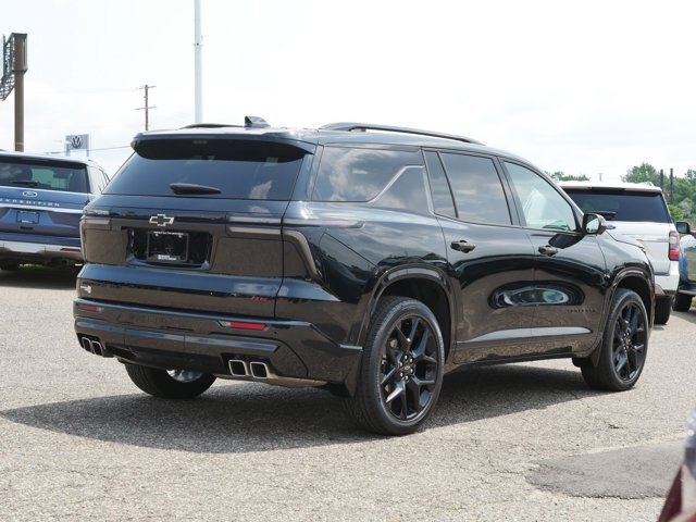 Used 2025 Chevrolet Traverse RS w/ LPO, Floor Liner Package AWD/4WD image 4