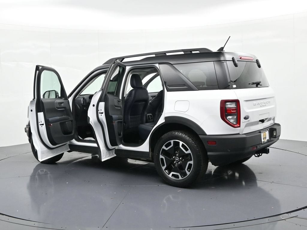 Certified 2022 Ford Bronco Sport Outer Banks w/ Tech Package AWD/4WD image 25