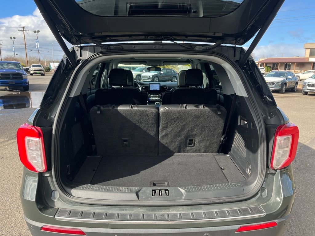 Certified 2022 Ford Explorer Limited w/ Equipment Group 301A image 28