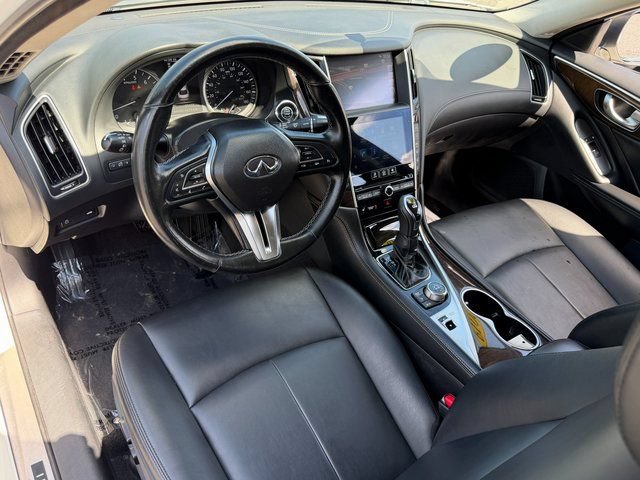 Used 2019 INFINITI Q50 Luxe w/ Essential Package (3.0T Luxe) AWD/4WD image 36
