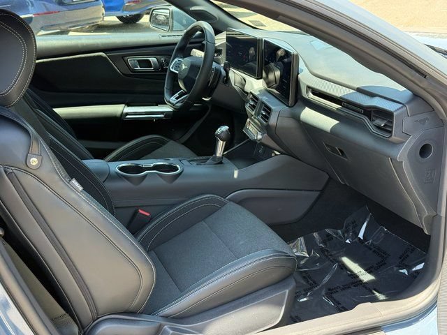 Certified 2025 Ford Mustang GT RWD image 33